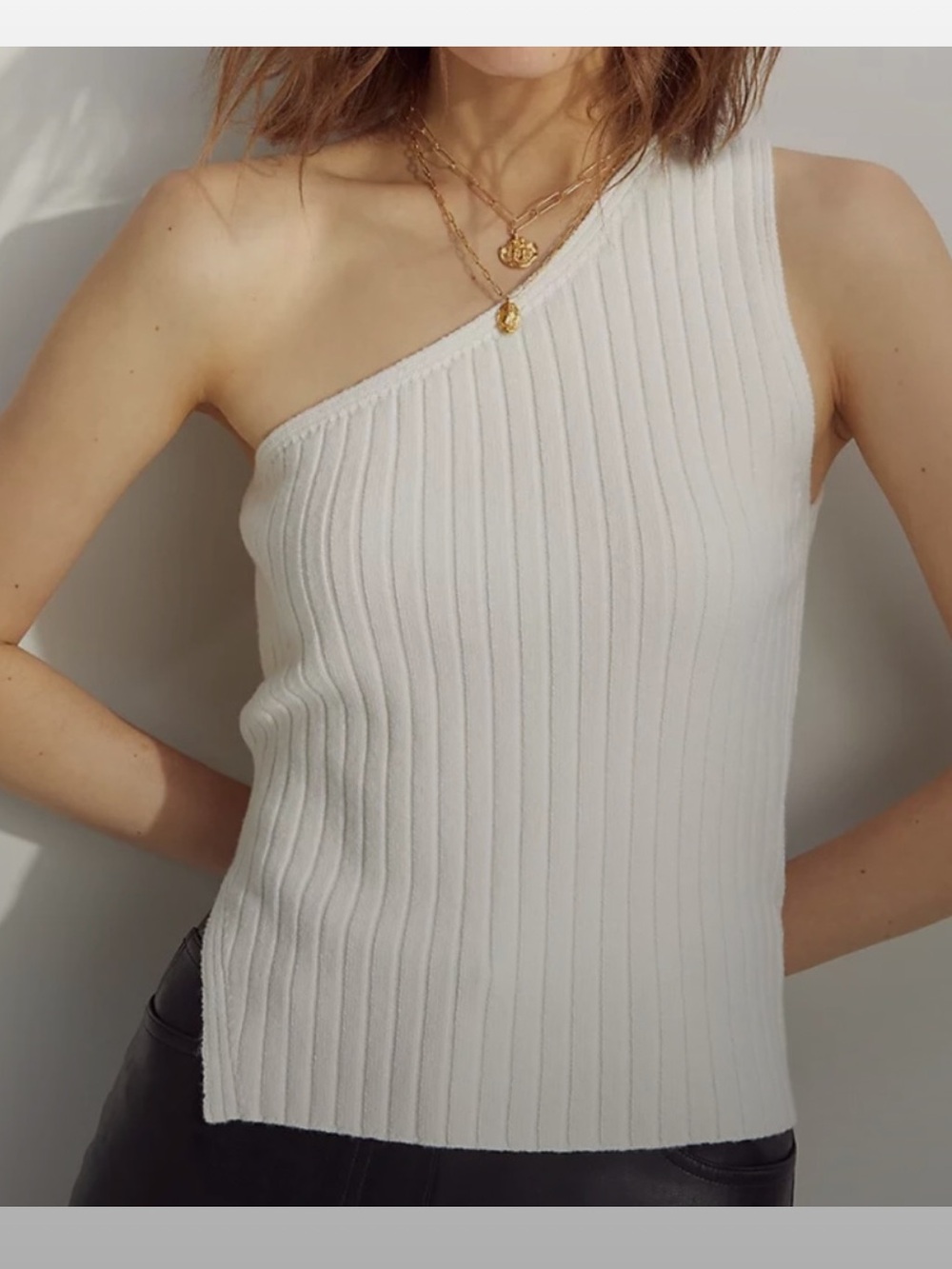 ARITZIA CANTO ONE SHOULDER KNIT TOP